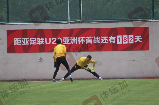 BOB半岛官网-U19国青补招一人 董学升以教练员身份加入团队