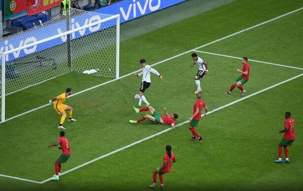 BOB半岛平台-2比4惨败给德国 葡萄牙队的问题究竟出在哪里？